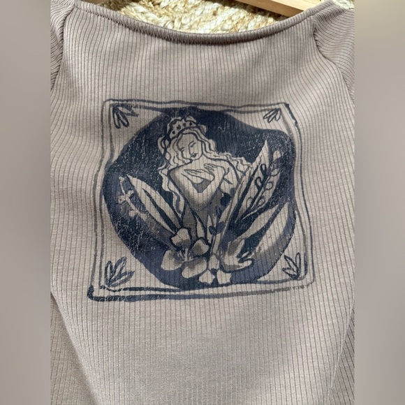 Urban Outfitters Kimchi Blue Women's Goddess Brown Graphic Tee,Size L,NWT - Picture 2 of 9